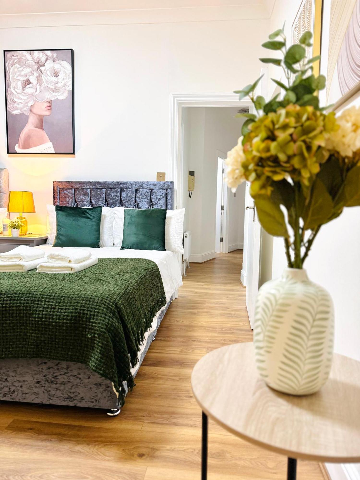 Beautiful 2Bedroom Flat In London St John Buitenkant foto